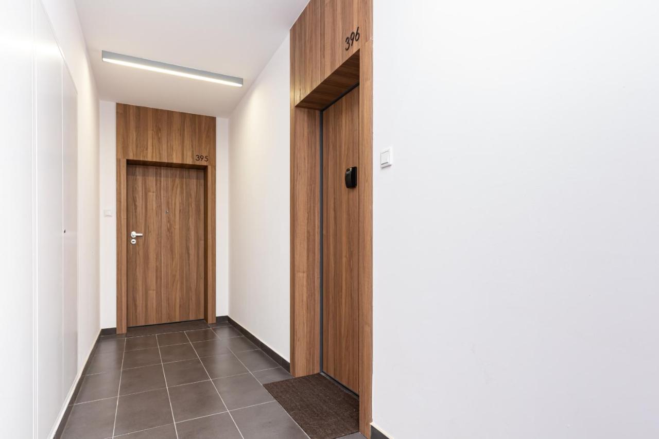 Apartments Varsovia Kasprzaka By Noclegi Renters Varsóvia Exterior foto